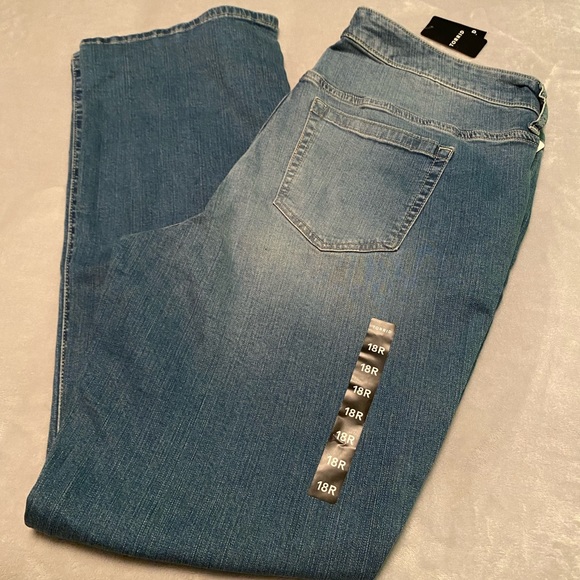 🆕 (Torrid) Slim Boot Jeans: Size 18R